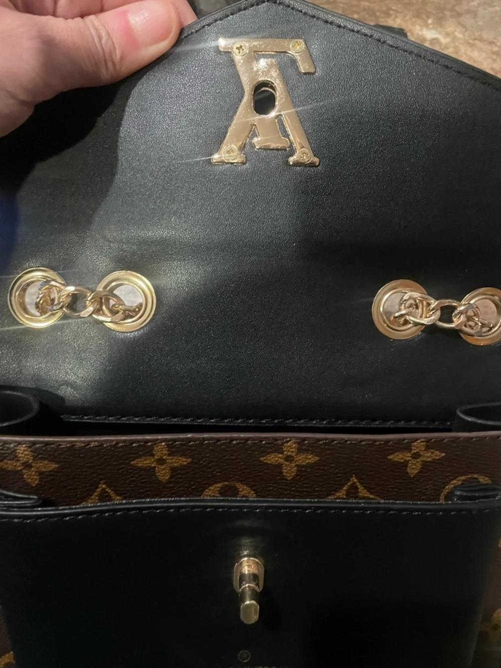 LVee monogram logo bag purse crossbody with gold chain really pretty 💕🔥🔥 - Picture 2 of 5